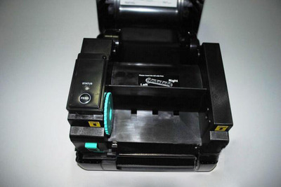 從珠寶標(biāo)簽到賦碼大師——TSC 300E打印機(jī)為何成智慧制造新標(biāo)配？